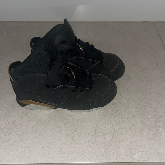 Jordan VI kids size 1 - Picture 1 of 3